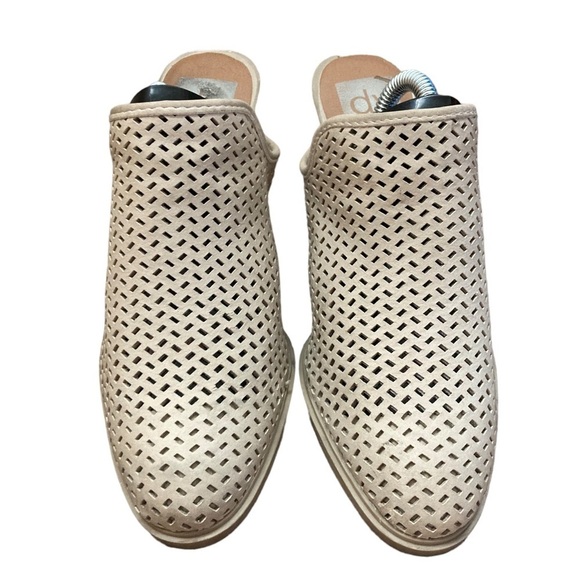 DV By Dolce Vita Perforated Taupe Heeled Mules Women’s Size 6.5 EUC - Picture 5 of 7